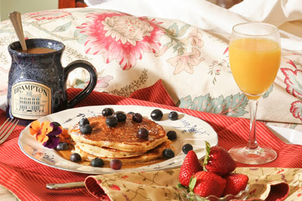 another beautiful breakfast with our mugs 