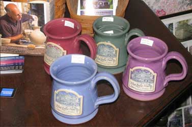 more mug displays 